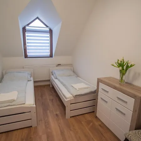 Reneszansz Vendeghaz Hotel apartamentowy *