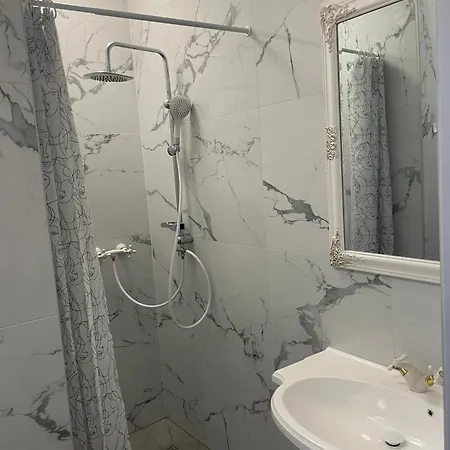 Hotel apartamentowy Reneszansz Vendeghaz *