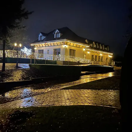 Reneszansz Vendeghaz Hotel apartamentowy