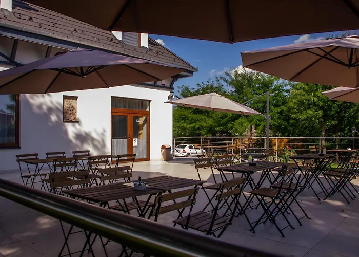 Apartmanhotel Reneszánsz 3*
