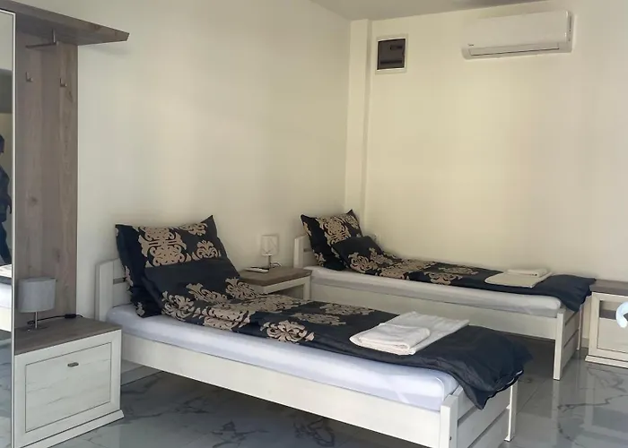 Reneszánsz Apartmanhotel 3*