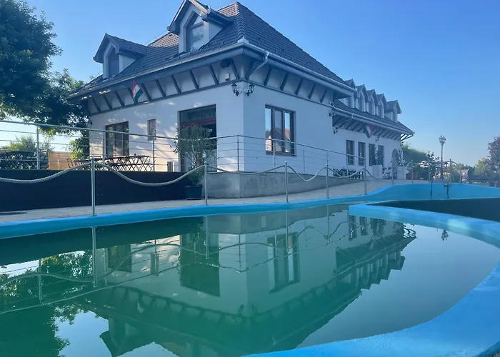 Reneszánsz Apartmanhotel Debrecen
